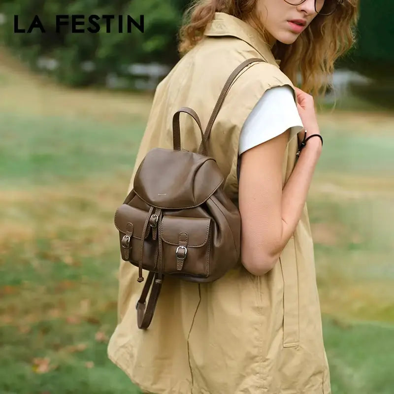 Mochila La Festin Eleganté Média em Couro