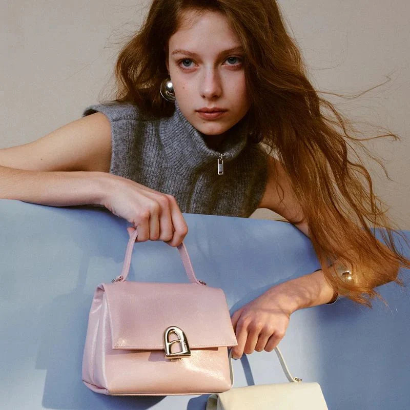 Bolsa Tiracolo Feminina em Couro Pink - Essence