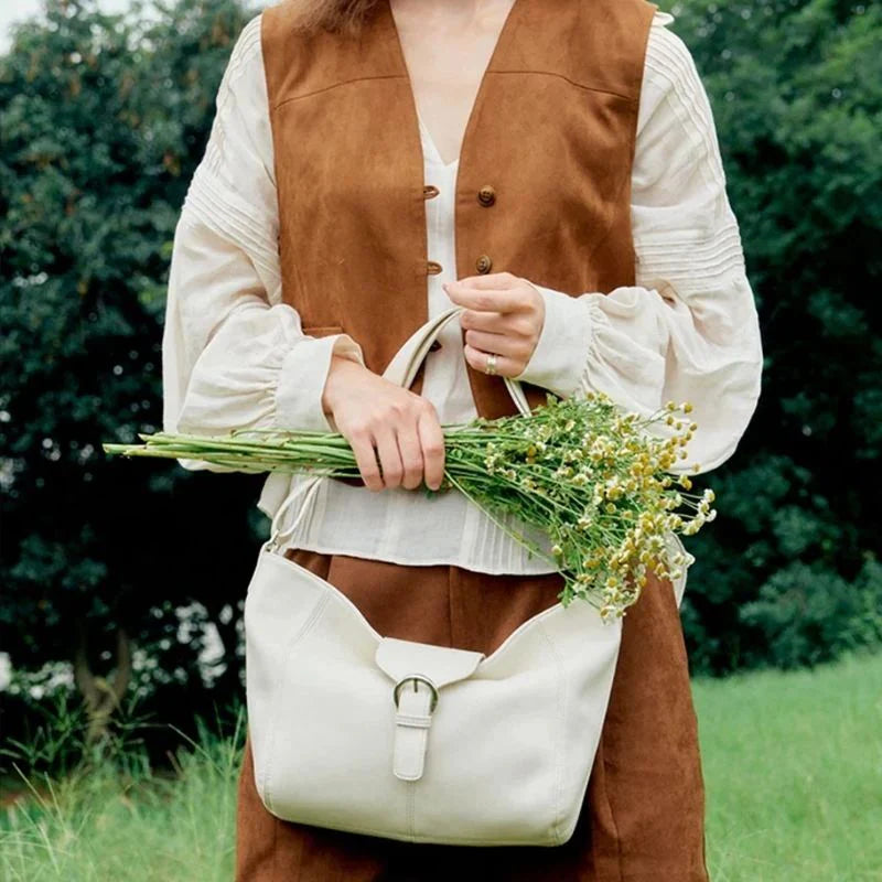 Bolsa Tote Média Camille em Couro Bege