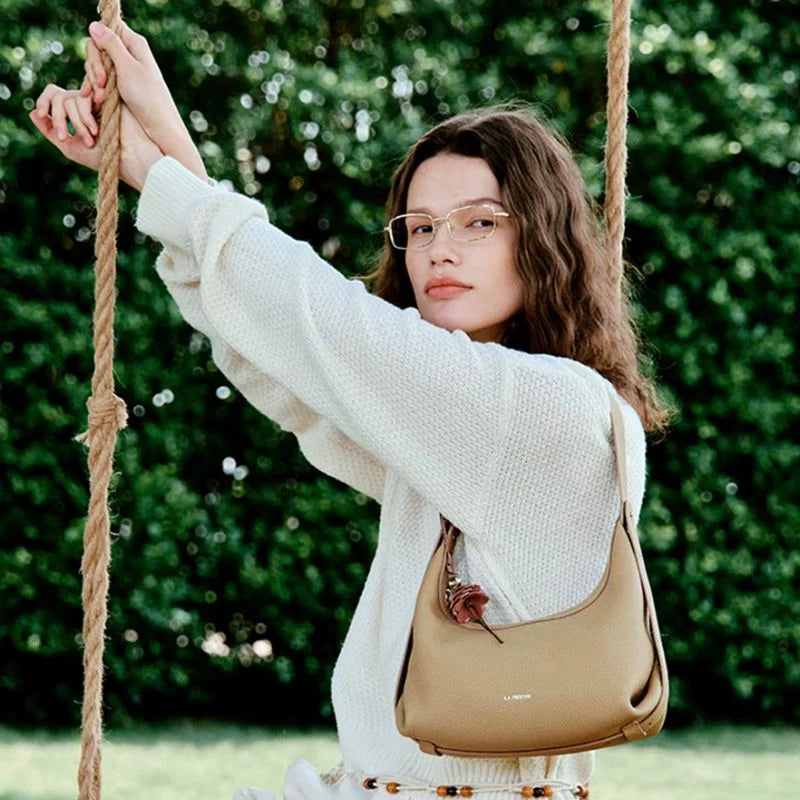 Bolsa Transversal Caqui Feminina Pequena de Couro