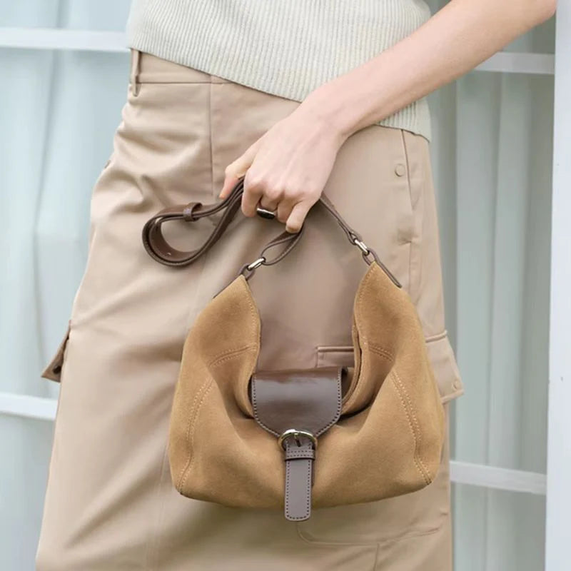 Bolsa Tote Média Camille em Couro Marrom